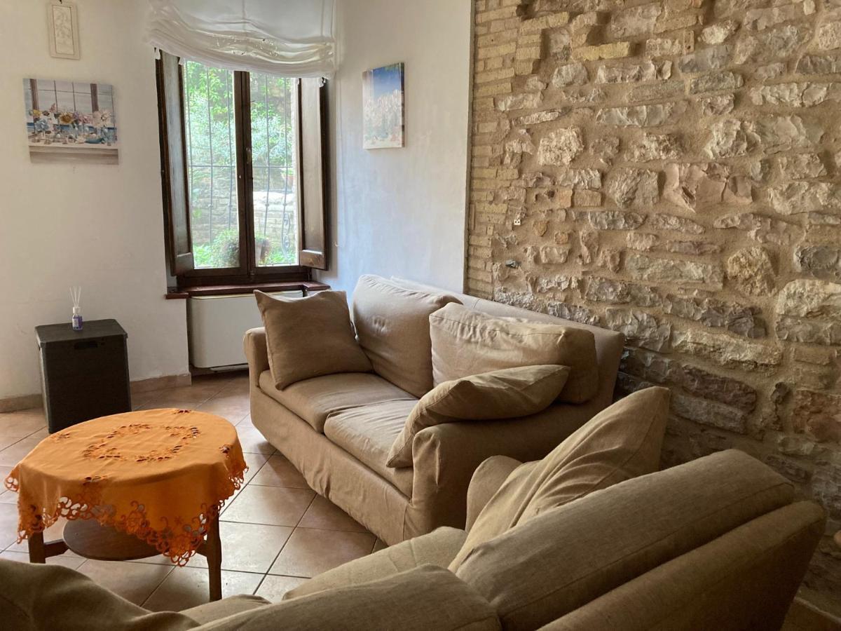 Casa Frate Leone Apartment Assisi Luaran gambar